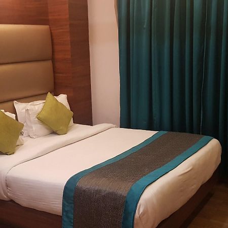 Hotel Klick International - 2 Min Walking From New Delhi Railway Station Exterior photo