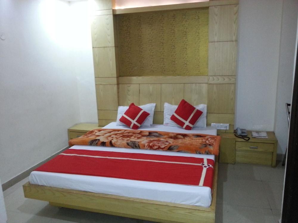 Hotel Klick International - 2 Min Walking From New Delhi Railway Station Exterior photo