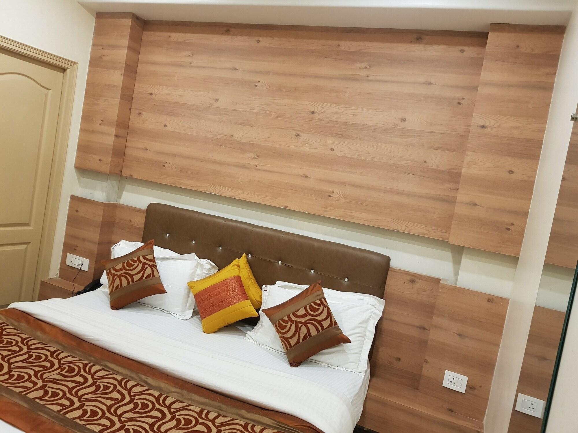 Hotel Klick International - 2 Min Walking From New Delhi Railway Station Exterior photo