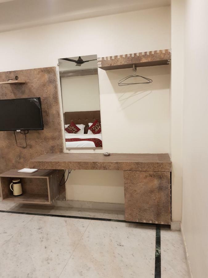 Hotel Klick International - 2 Min Walking From New Delhi Railway Station Exterior photo